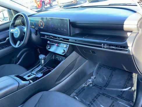 Used 2025 Hyundai Tucson SEL image 21