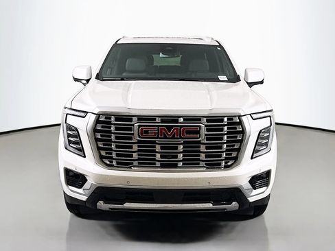 Used 2025 GMC Yukon Denali w/ Sun & Power Step Package AWD/4WD image 2