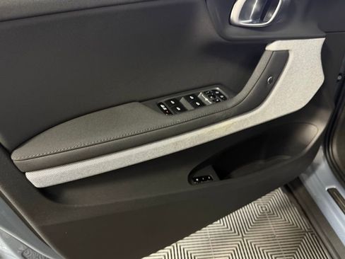 Used 2022 Polestar Polestar 2 image 24