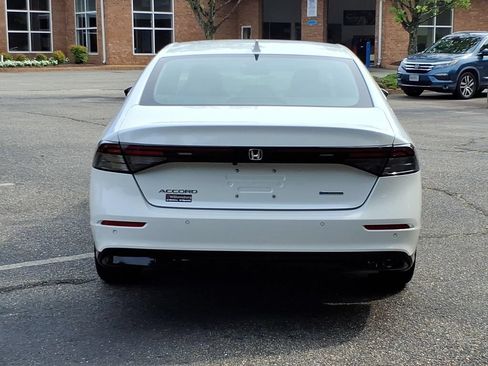 Used 2023 Honda Accord EX-L image 8