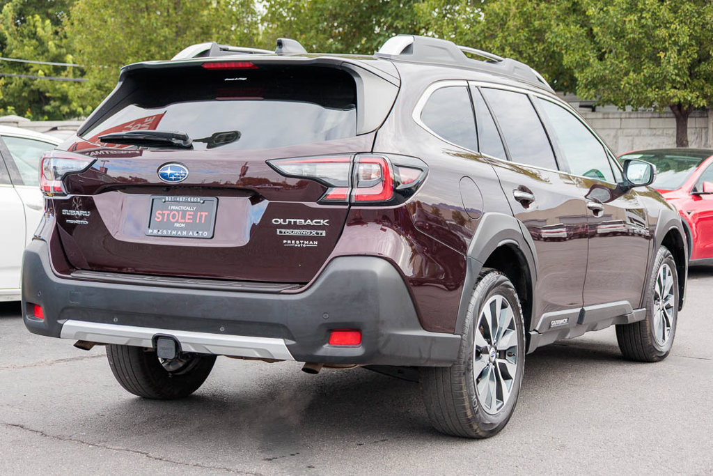 Used 2025 Subaru Outback Touring XT AWD/4WD image 17