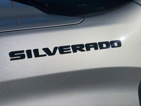 Used 2022 Chevrolet Silverado 1500 Custom w/ LPO, Dark Essentials Package image 22