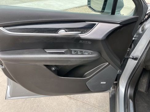 Used 2024 Cadillac XT5 Premium Luxury image 15