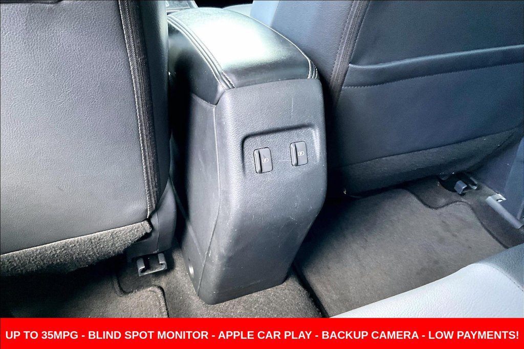Used 2023 Nissan Kicks SR w/ SR Premium Package FWD image 10