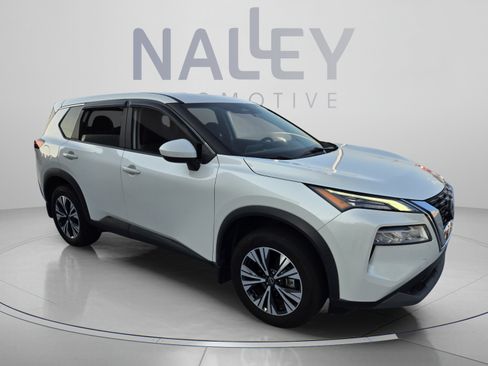 Used 2023 Nissan Rogue SV FWD image 7
