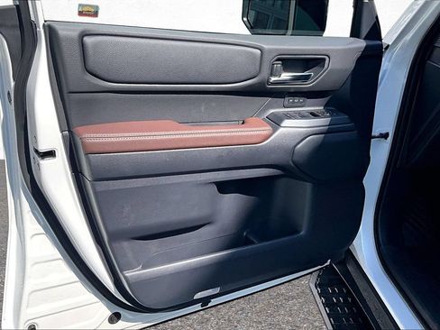 Used 2027 Toyota Land Cruiser w/ Premium Package AWD/4WD image 17