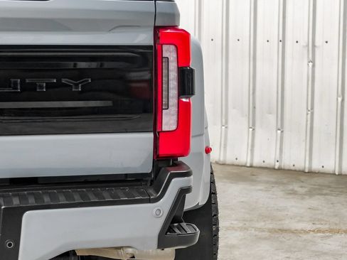 Used 2025 Ford F350 Platinum AWD/4WD image 52