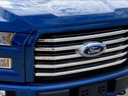 Used 2017 Ford F150 XLT w/ Equipment Group 302A Luxury AWD/4WD image 28