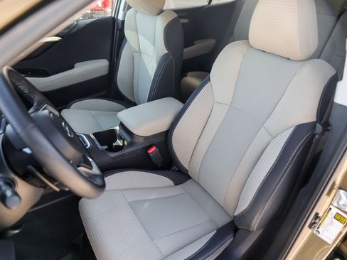 Used 2021 Subaru Outback Premium image 10