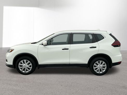 Used 2019 Nissan Rogue S AWD/4WD image 6