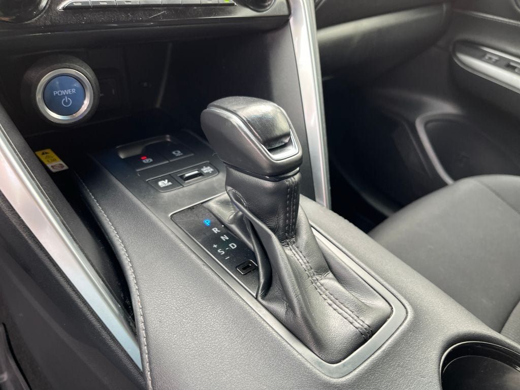 Used 2022 Toyota Venza LE AWD/4WD image 26