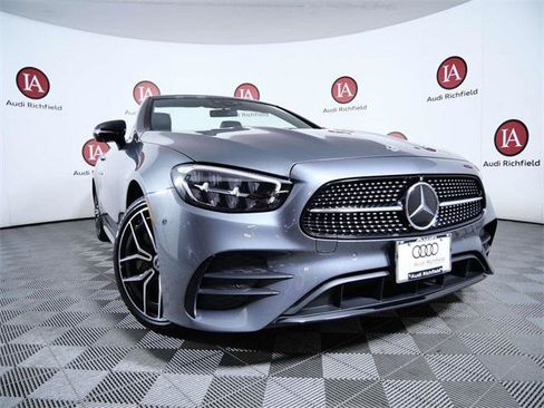 Used 2023 Mercedes-Benz E 450 4MATIC Cabriolet image 2