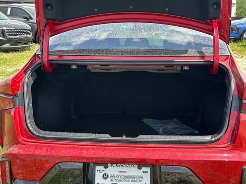 New 2026 Kia K4 GT-Line FWD image 18