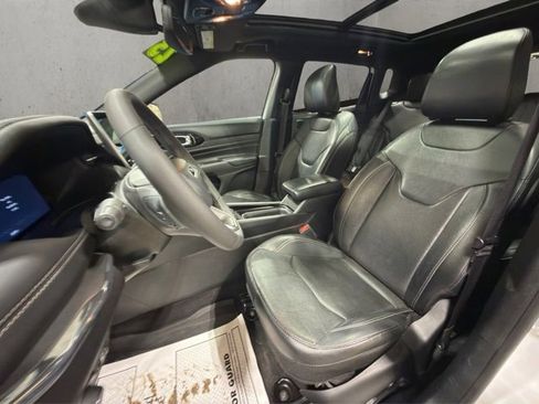 Used 2023 Jeep Compass High Altitude image 10