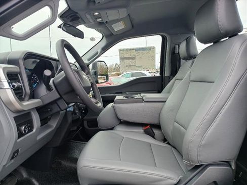New 2025 Ford F250 XL w/ XL Driver Assist Package image 13