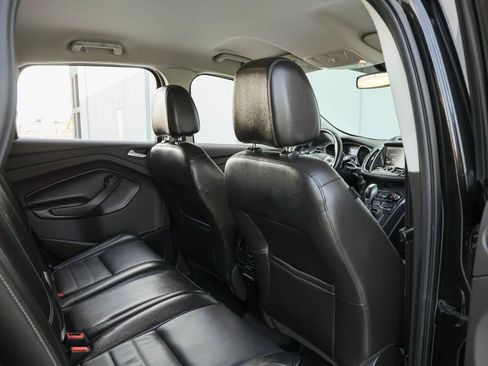 Used 2015 Ford Escape Titanium FWD image 23
