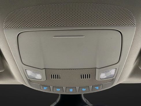 Used 2021 Ford Edge SEL image 23