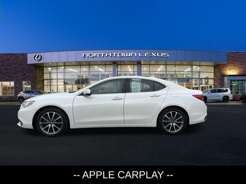 Used 2020 Acura TLX V6 image 2