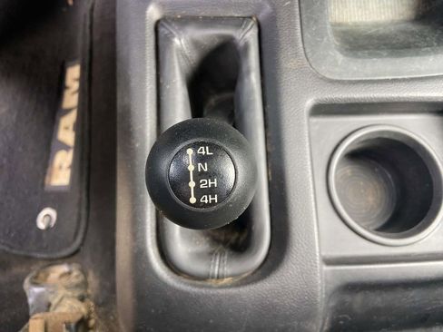 Used 2017 RAM 2500 Tradesman w/ Chrome Appearance Group image 24