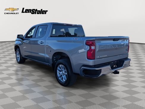Used 2023 Chevrolet Silverado 1500 LT image 3