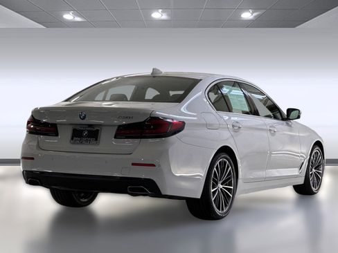 Certified 2023 BMW 530i w/ Premium Package image 8