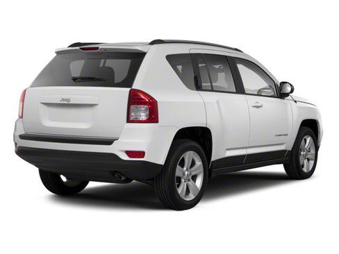 Used 2013 Jeep Compass Sport FWD image 2