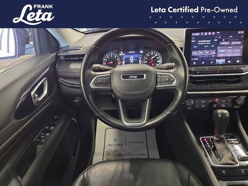 Used 2022 Jeep Compass Trailhawk w/ Trailhawk Convenience Group AWD/4WD image 17