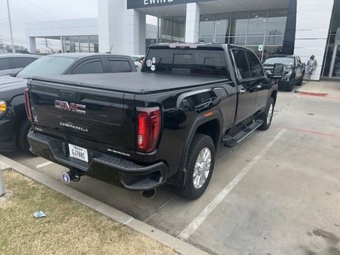 Used 2021 GMC Sierra 2500 Denali w/ Denali Ultimate Package image 3