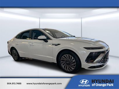 New 2025 Hyundai Elantra Limited