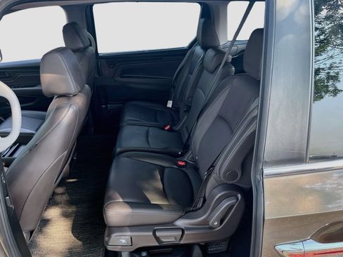 Used 2022 Honda Odyssey EX-L image 24