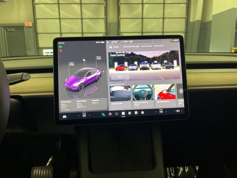 Used 2022 Tesla Model Y Long Range image 20