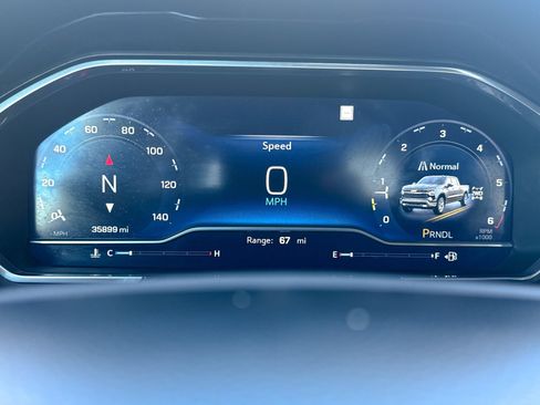 Used 2022 Chevrolet Silverado 1500 LT image 39