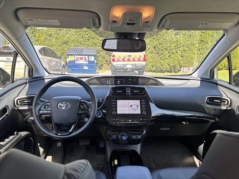 Used 2020 Toyota Prius XLE w/ Advanced Technology Package AWD/4WD image 14