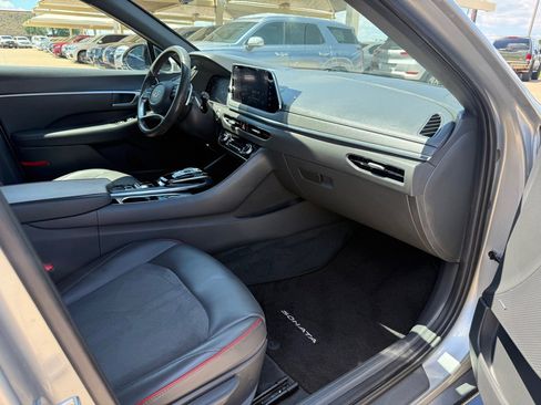 Used 2021 Hyundai Sonata SEL Plus w/ Tech Package FWD image 16