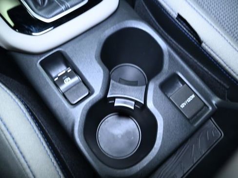 Used 2025 Subaru Forester Premium image 27