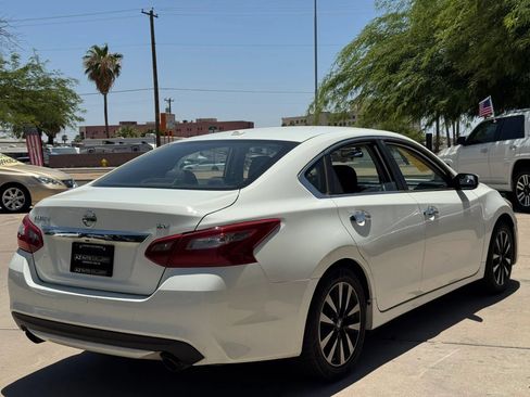 Used 2018 Nissan Altima 2.5 SV FWD image 6