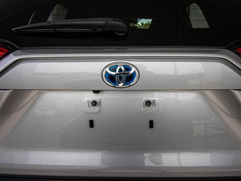 Used 2019 Toyota RAV4 XLE AWD/4WD image 15