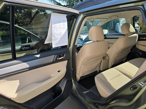 Used 2016 Subaru Outback 2.5i Premium w/ Protection Package #1 AWD/4WD image 8