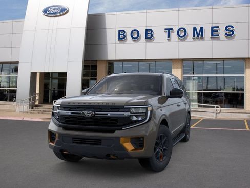 Used 2026 Ford Expedition Tremor AWD/4WD image 2