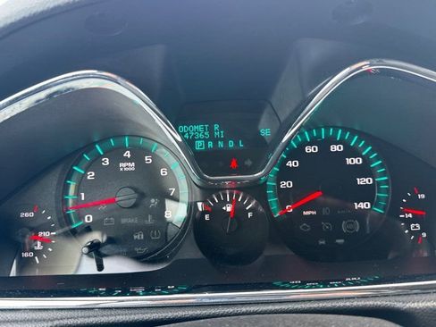 Used 2016 Chevrolet Traverse LT image 24