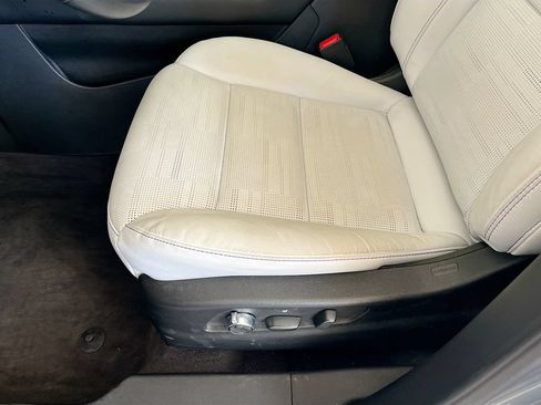Used 2025 Cadillac XT4 Sport FWD image 20