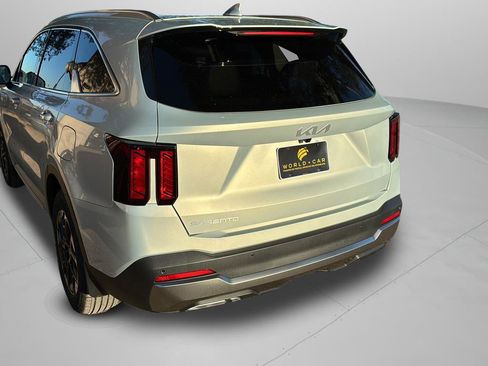 New 2026 Kia Sorento S w/ S Panoramic Sunroof Package image 29