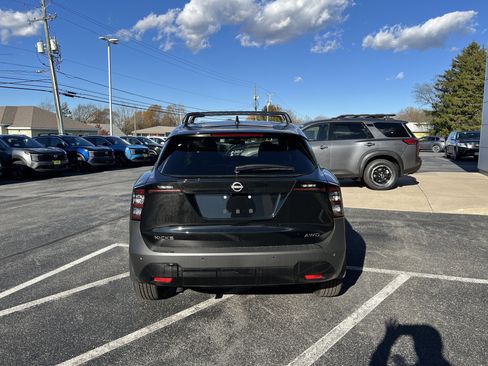 New 2025 Nissan Kicks SV image 6