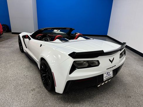 Used 2016 Chevrolet Corvette Z06 w/ 2LZ Preferred Equipment Group image 11