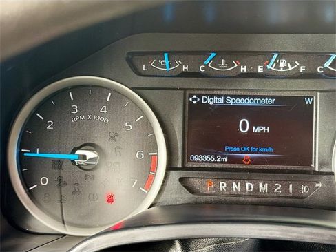 Used 2019 Ford F250 XLT w/ XLT Premium Package image 12