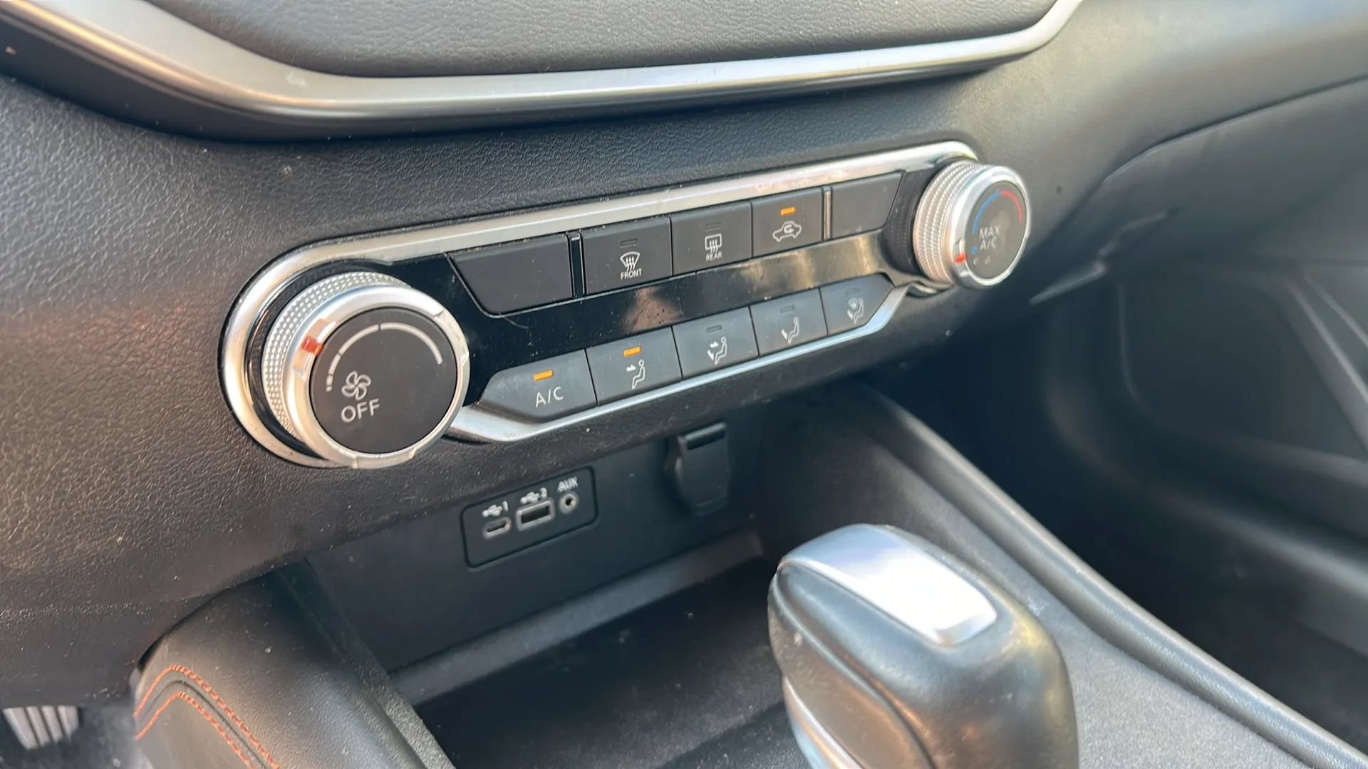 Used 2020 Nissan Altima 2.5 SR FWD image 14