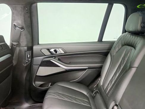 Used 2025 BMW X7 xDrive40i w/ Executive Package AWD/4WD image 45