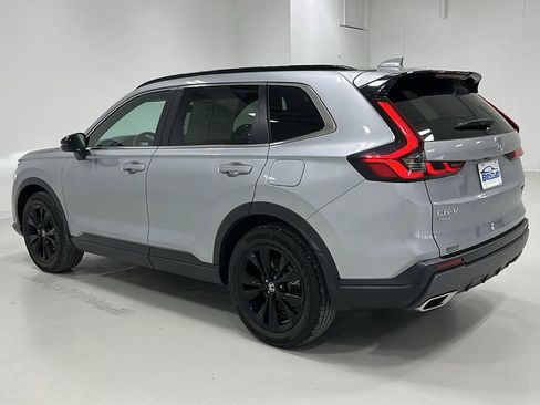 Used 2024 Honda CR-V Sport Touring image 3