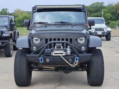 Used 2017 Jeep Wrangler Unlimited Rubicon w/ Connectivity Group