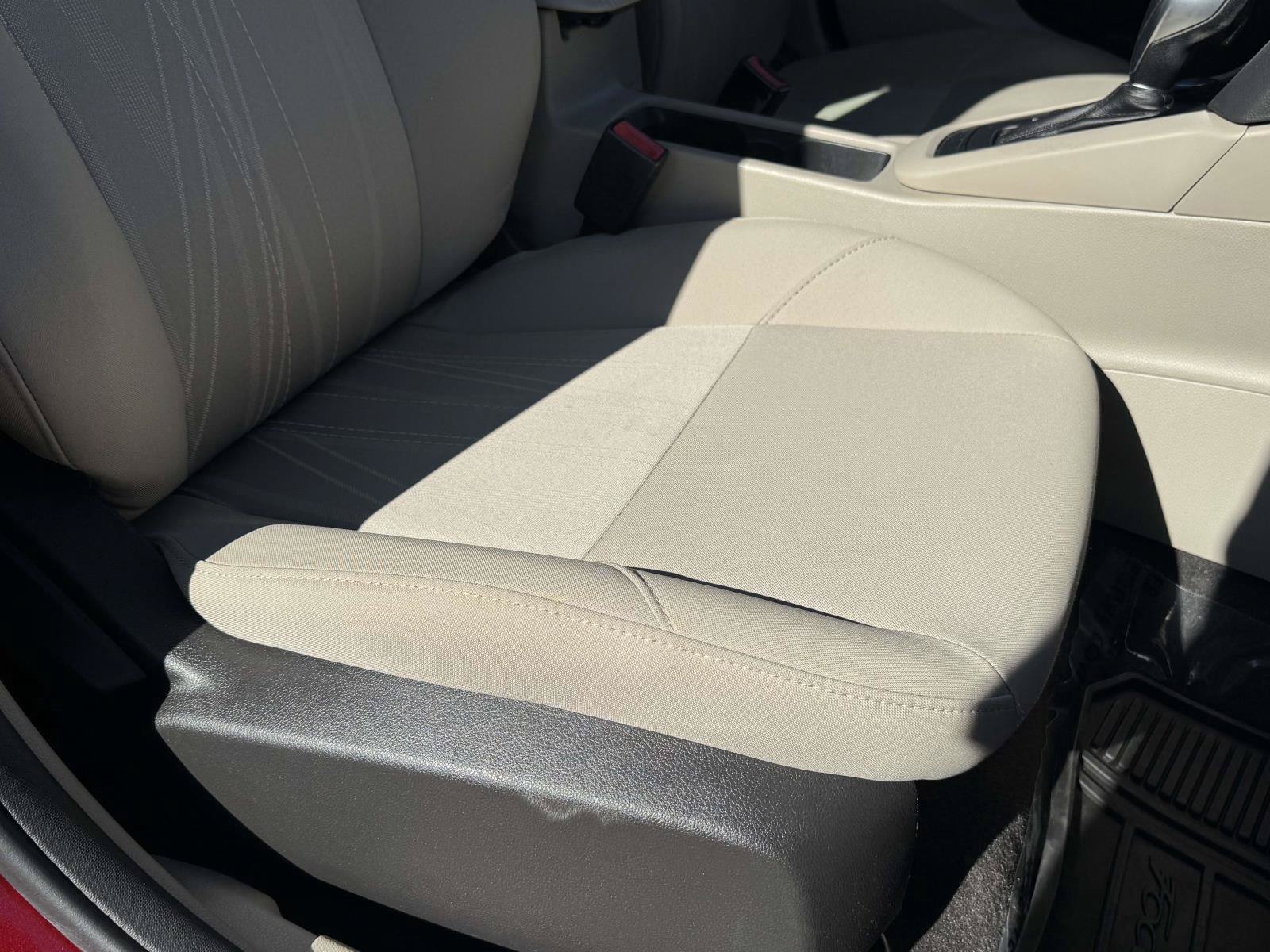Used 2017 Ford Focus SE w/ Interior Protection Package FWD image 17